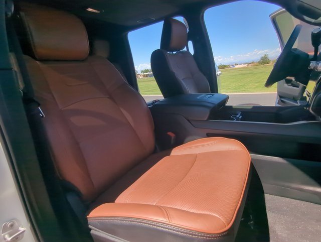 Gallery image 11 for 2024 Chevrolet Silverado 2500HD LT